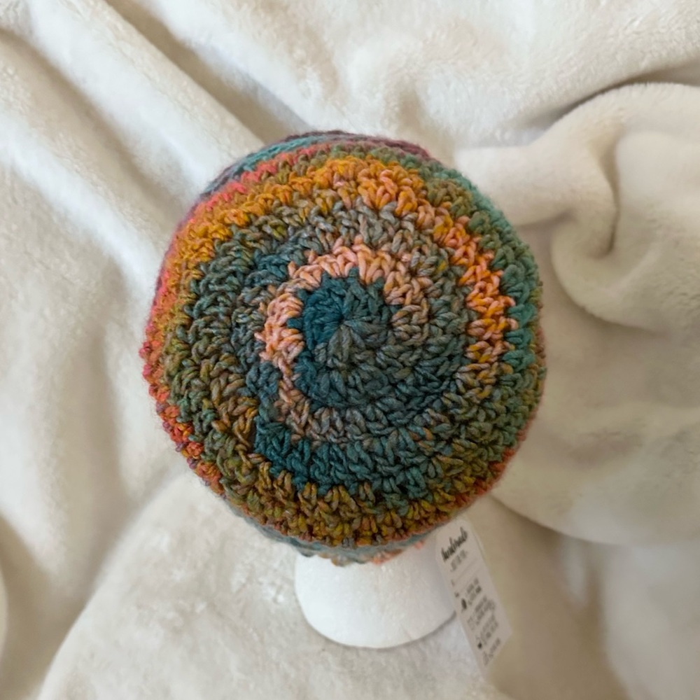 Beanie hat - Picture 3 of 6